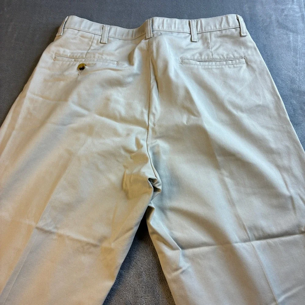 Wrangler Khakis Authentic Mens 33x30 Tan Beige 100% Cotton Straight Leg Pants